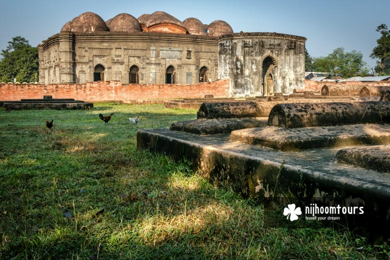 A photo of Choto Sona Masjid (Mosque) in Gaur (Gauda / Gour) - number three on our list of the best archaeological sites in Bangladesh