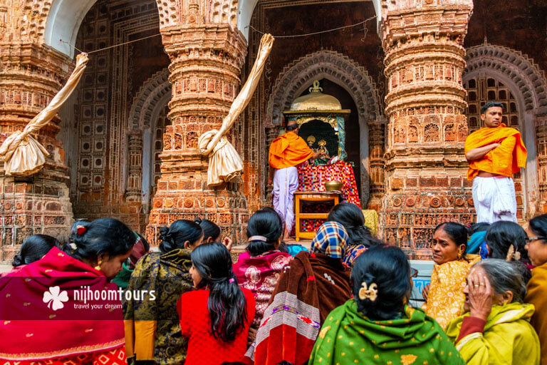 A photo of a religious ceremony at Kantajew Temple
